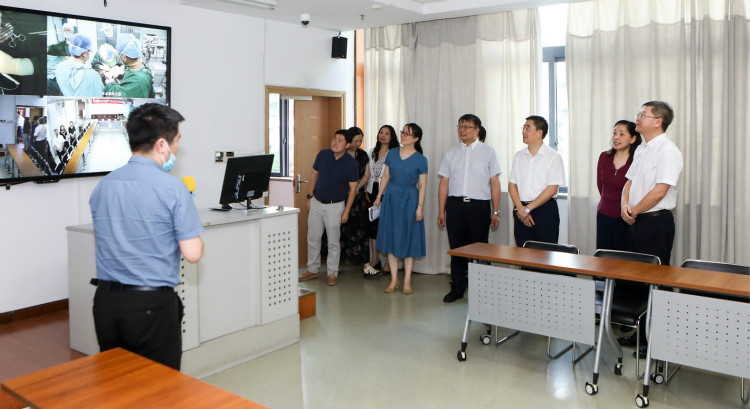参观远程教学平台_meitu_3.jpg