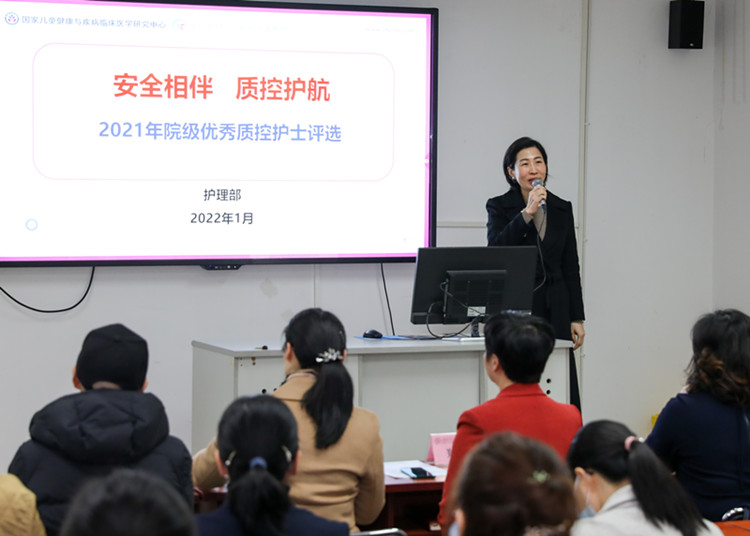 崔璀副主任主持开幕式_副本.jpg