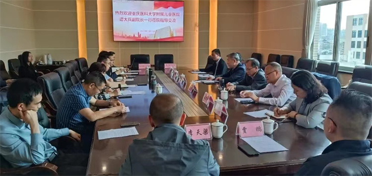 谭1.jpg