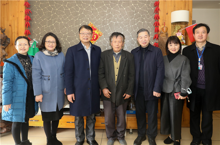 张书记、谭院.jpg