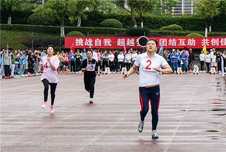 曹怡女子100第一.jpg