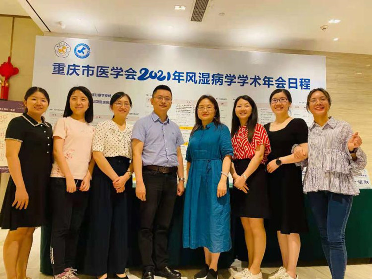 1.参会大合照_副本.jpg