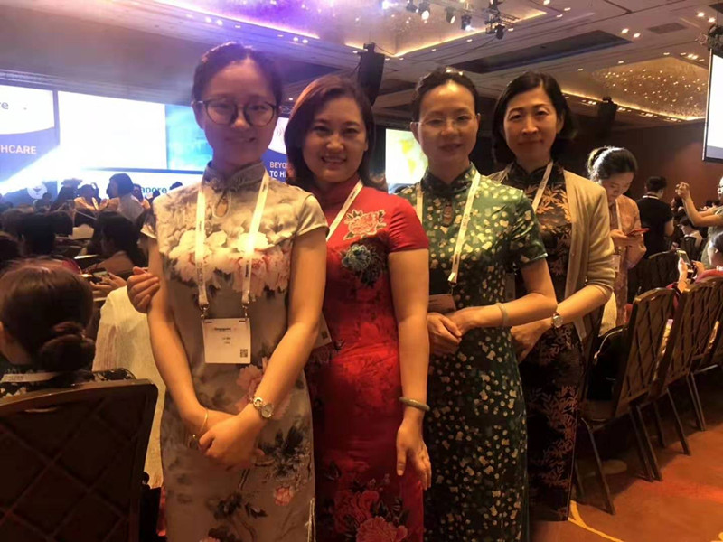 2.重医儿院护理代表合影_副本.jpg