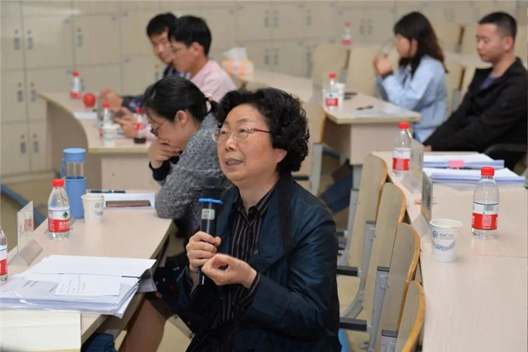比4 (2).jpg