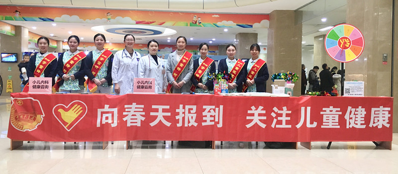 1551951053118513.jpg 学雷锋合影_副本.jpg