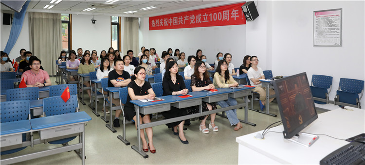 学生1.jpg