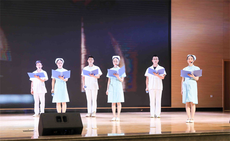 1684121481478470.jpg 朗诵1.jpg